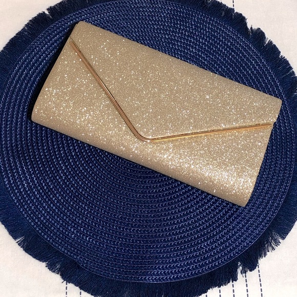 Shining Envelope Clutch Purse for Evenings and Weddings - Picture 2 of 5